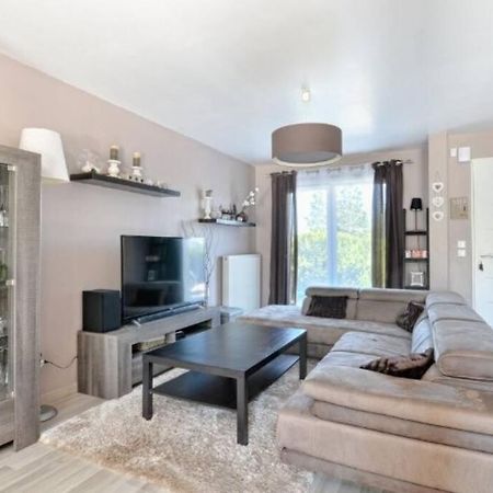 Maison 120 M² A Vigy Buitenkant foto