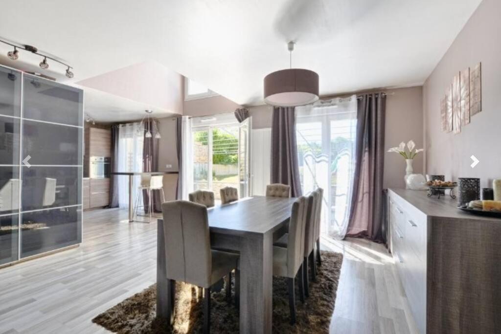 Maison 120 M² A Vigy Buitenkant foto